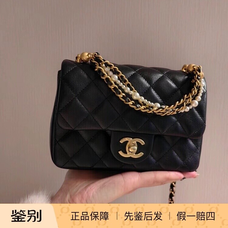 香奈儿珍珠限量羊皮方胖子手袋