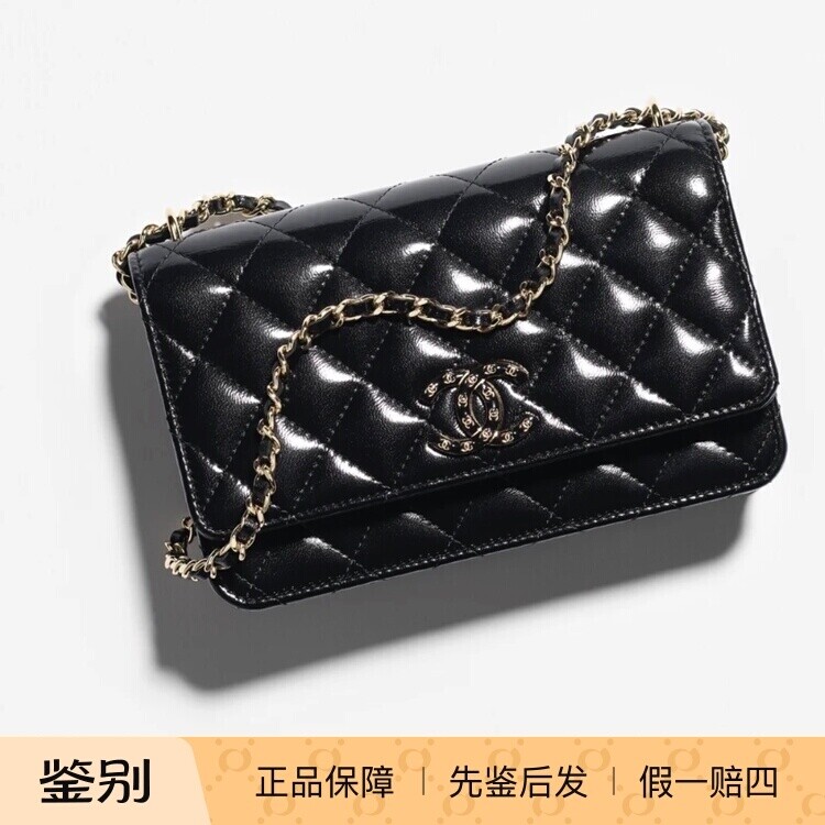 奢店代购 2025a 新款 CHANEL/香奈儿 抛光小羊皮woc发财链条钱包