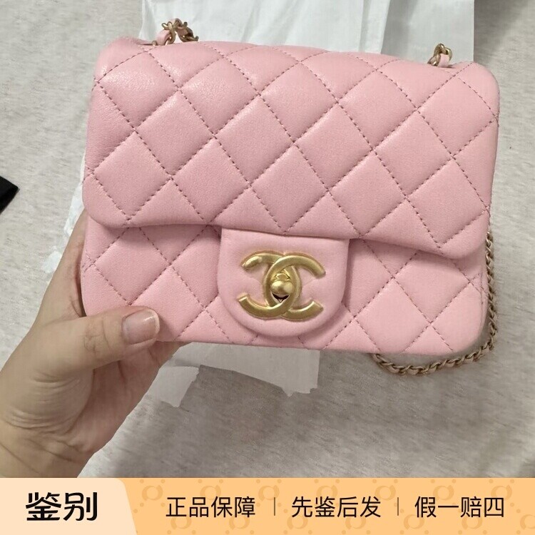 奢店代购 2025b 新款正品 CHANEL/香奈儿 抛光皮方胖子调节扣手袋