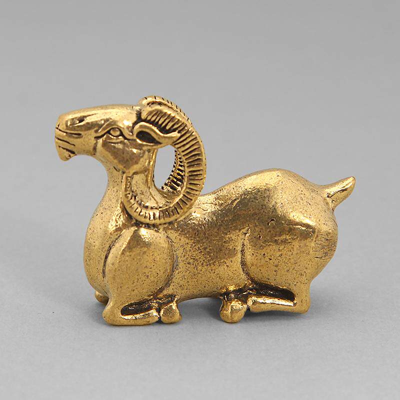 黄铜招财山羊古玩纯铜十二生肖羊摆件创意做旧发财羊小羊山羊镇纸