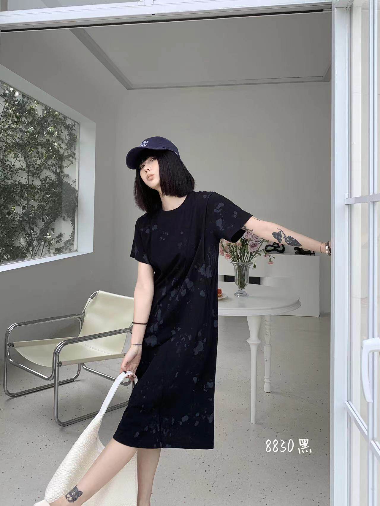 小众高级感重工泼墨T恤连衣裙直筒休闲街头风慵懒风时尚大码裙子