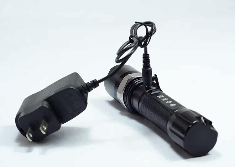 Lumière vélo - phare - Ref 2399090 Image 4