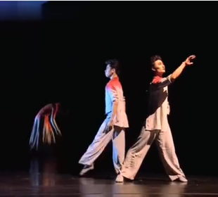 我心中的红现代舞蹈服成人舞台装歌颂祖国学生群舞演出服装定制