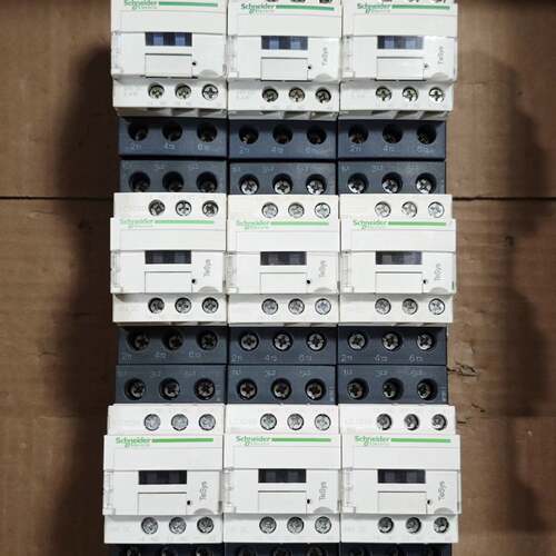 可维修LC1D25 32 38BD交流接触器 线圈电压议价