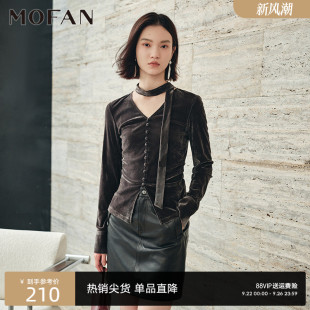 灰色V領(lǐng)飄帶設(shè)計(jì)感小衫 上衣MOFAN摩凡2025秋新款 輕奢啞光絲絨女式