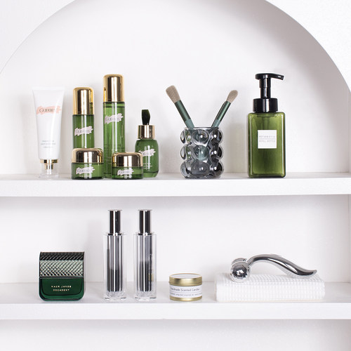 【浴室柜摆件】样板间卫浴卧室护肤品化妆刷香水美容仪装饰道具