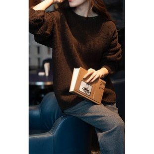 大象和长颈鹿「街头漫步」松散随性宽松好穿 棕色粗线毛衣 312309