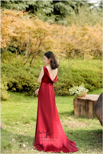 Nomeives原创 酒红色绸缎敬酒服结婚宴会礼服旅拍轻纱 唐顿小姐