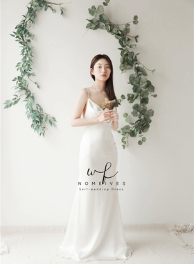 【圣洁】新款法式悬垂领缎面吊带大露背轻婚纱出门旅拍婚纱简约