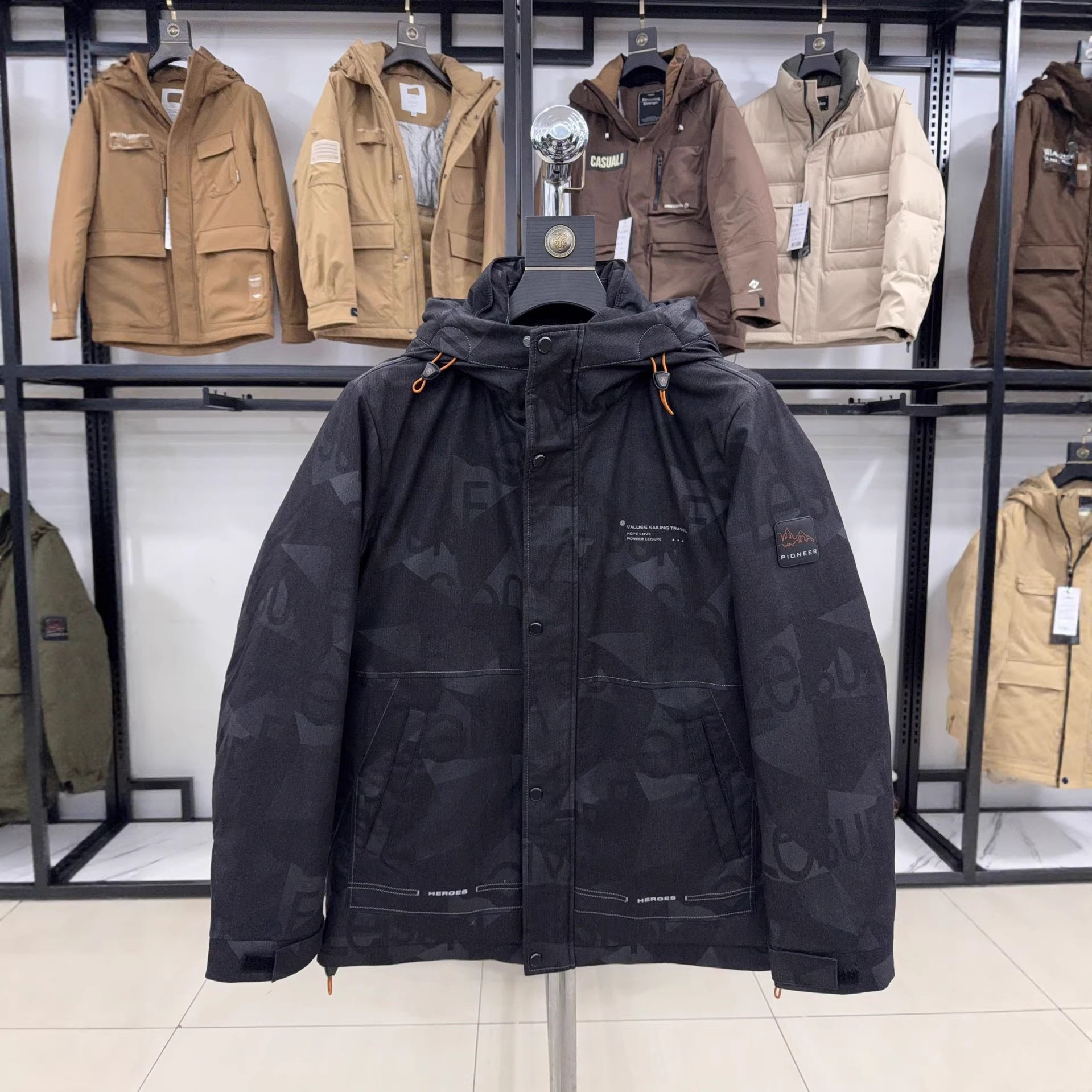 【H家】时尚休闲迷彩中长款连帽羽绒服
