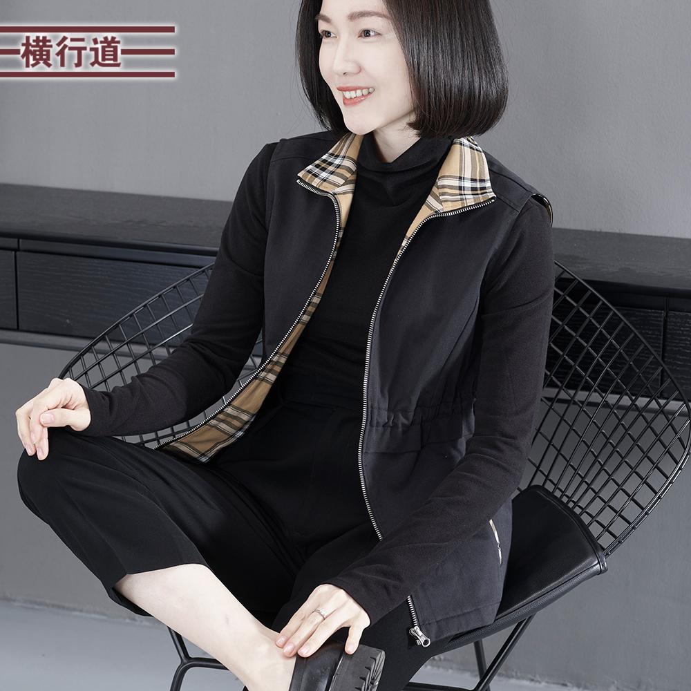 简约翻领收腰格子马甲小外套