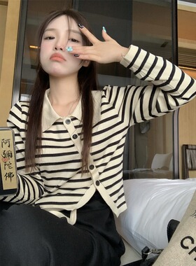 小众POLO领短款针织衫撞色条纹