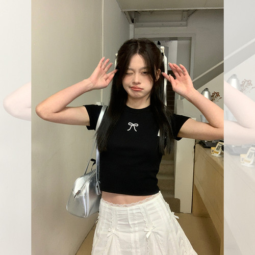 辣妹短款T恤女夏季短袖正肩上衣
