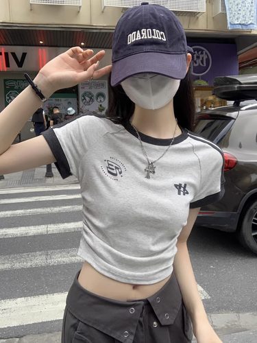 条纹正肩短袖T恤女夏季美式短款