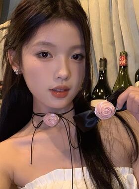 粉色玫瑰choker发夹女轻奢小众项链女设计感高级发卡发饰头饰颈链