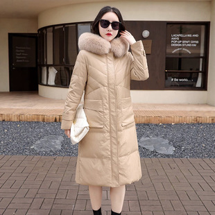 今年流行欧美风羽绒服女2026冬装中长款过膝狐狸大毛领羽绒衣