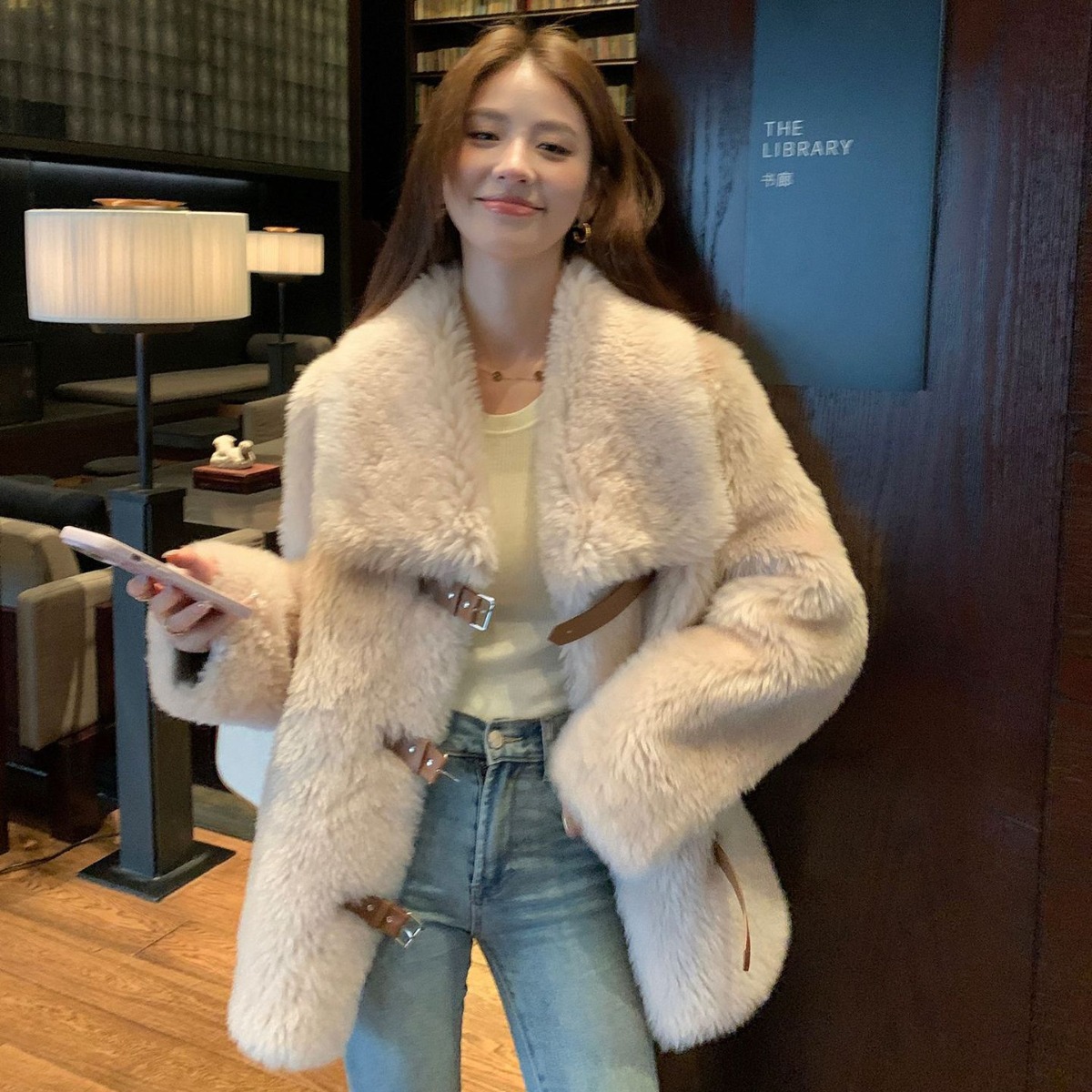 今年流行特惠｜大幂幂翻领｜羊剪绒羊羔毛皮毛一体大衣皮草外套女