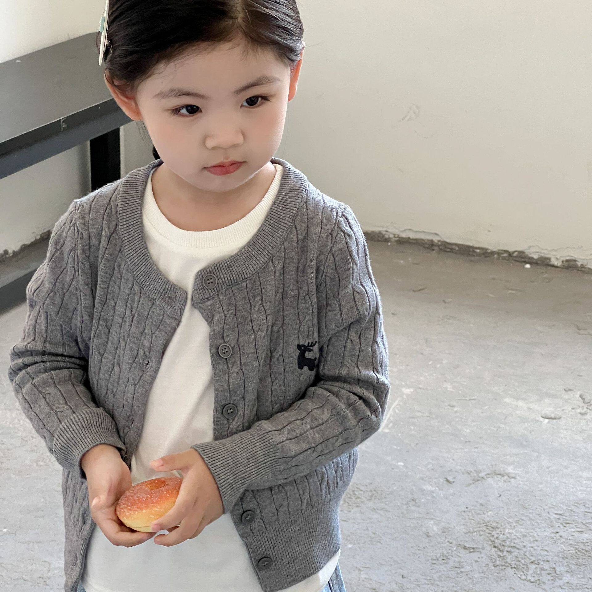 女童针织麻花开衫2025新款儿童上衣亲子装刺绣外套女宝宝百搭保暖