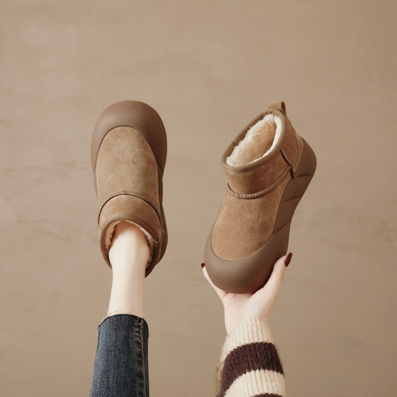 雪地靴女羊绒加厚复古真皮棉靴