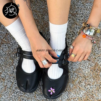 NikeAirRift女子玛丽珍分趾凉鞋