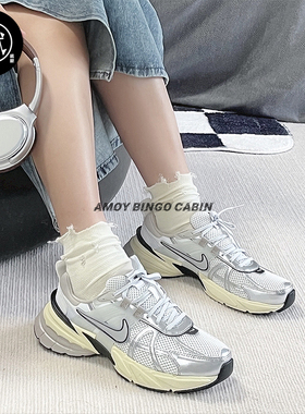 Nike耐克 V2K Runtekk男女白银低帮复古减震休闲跑步鞋FD0736-100