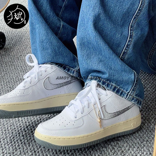 NikeAF1女子白灰银空军运动板鞋