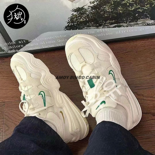 NikeTechHera女子复古老爹鞋