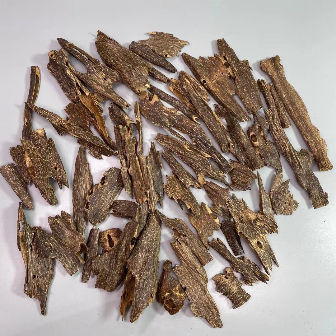 天然海南沉香黑油虫漏黎母山料甜花香蜜花味油脂丰富香味醇厚熏香