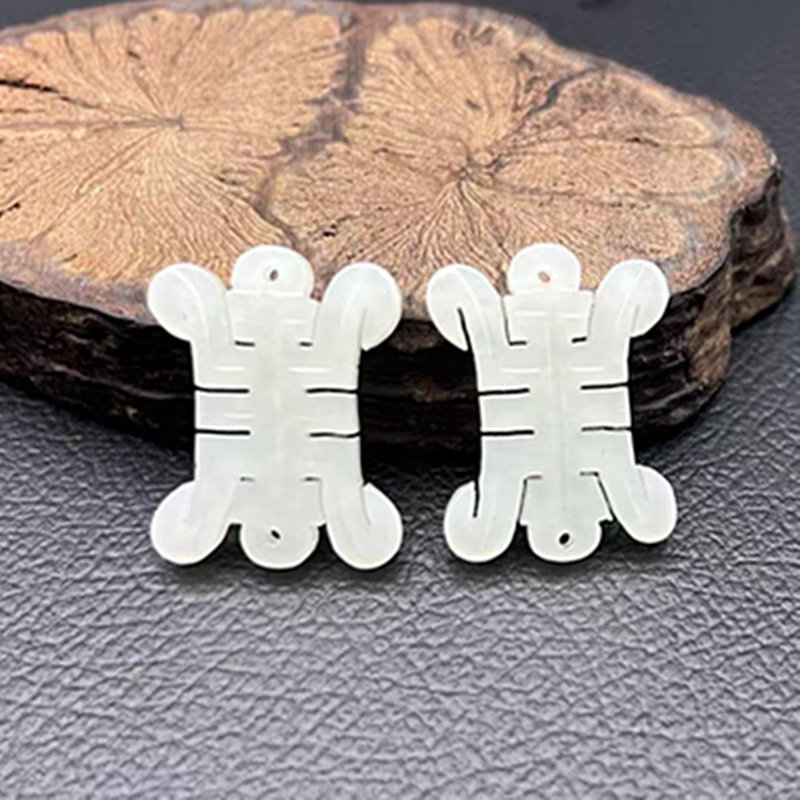 耳环对佩玉佩仿古镂空雕刻