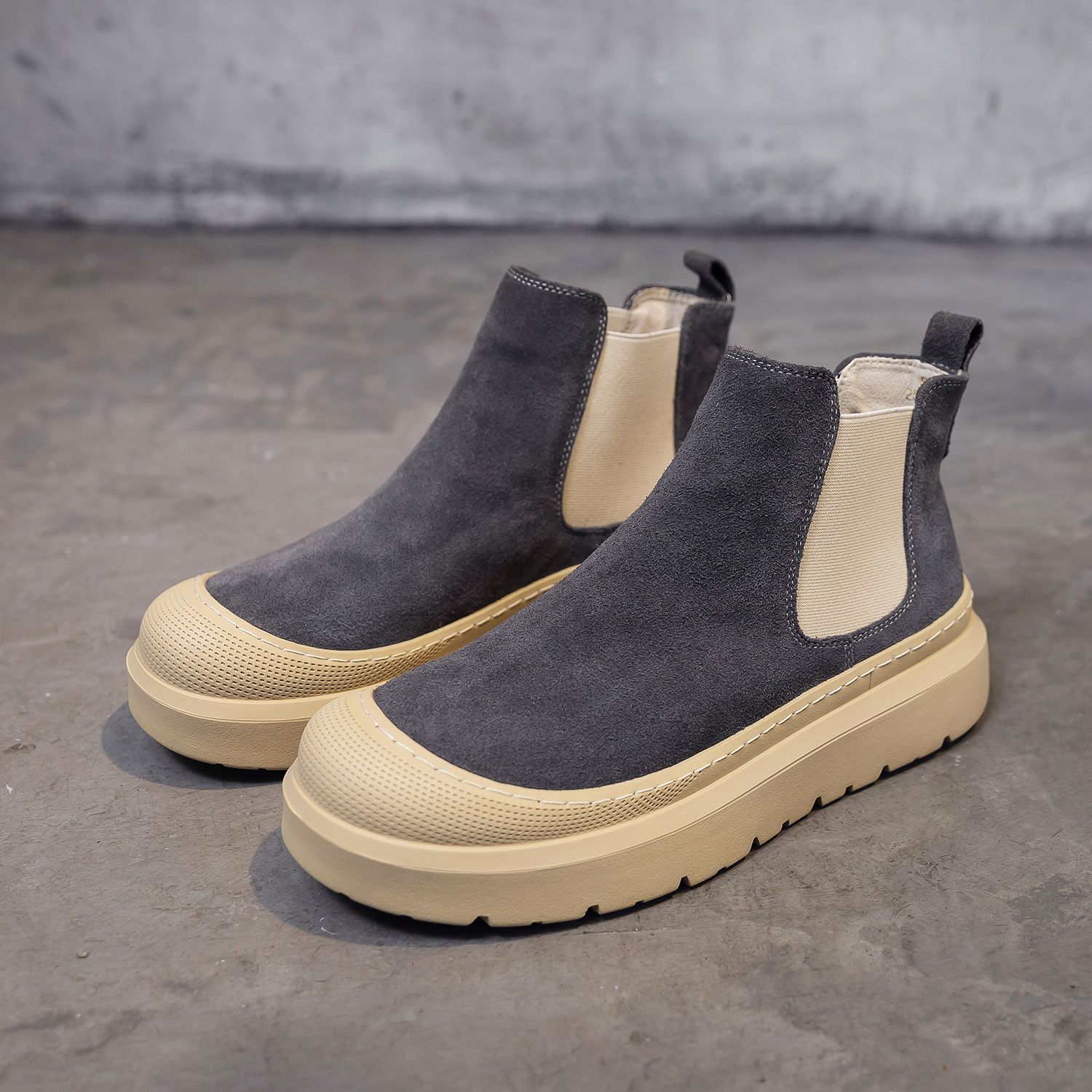 2025秋冬新款男士真皮马丁靴