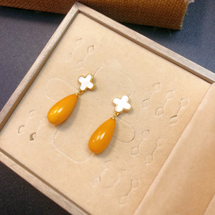 天然蜜蜡水滴耳钉S925银耳坠9X19MM琥珀鸡油黄老蜡耳扣时尚 气质
