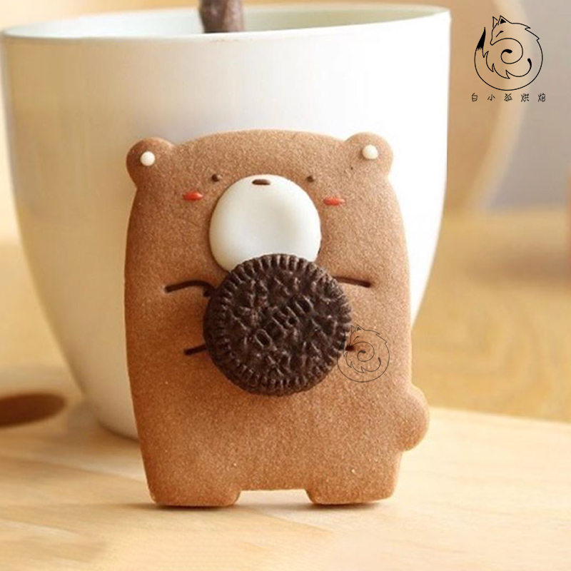 白小狐烘焙抱饼干的熊小猪模具