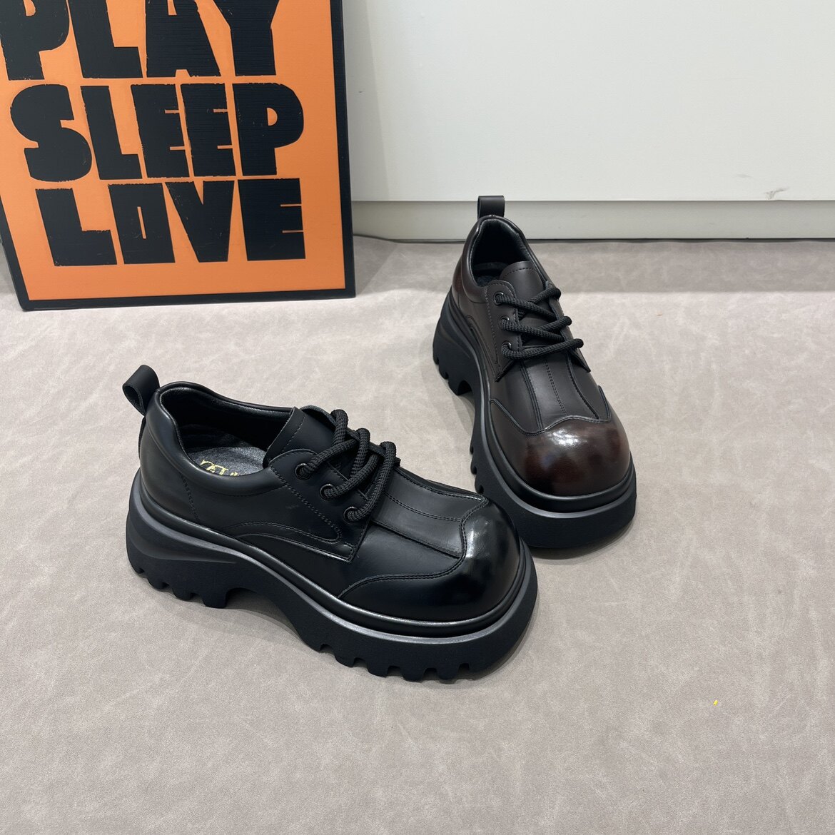 复古系带英伦风乐福鞋女2026新款春季厚底增高街拍单鞋百搭小皮鞋