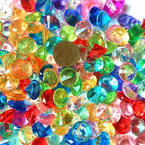 仿七彩水晶钻石六一儿童节礼物海盗游戏娱乐玩具抓机配饰耗材宝石