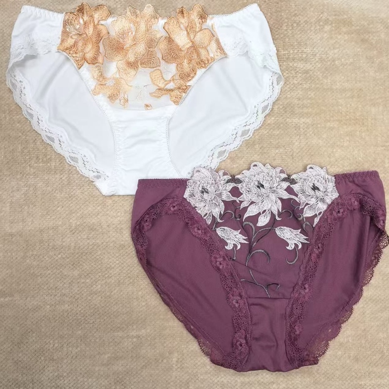奢华高货新款出口日本外贸原单女士丝滑牛奶丝面料刺绣中腰内裤