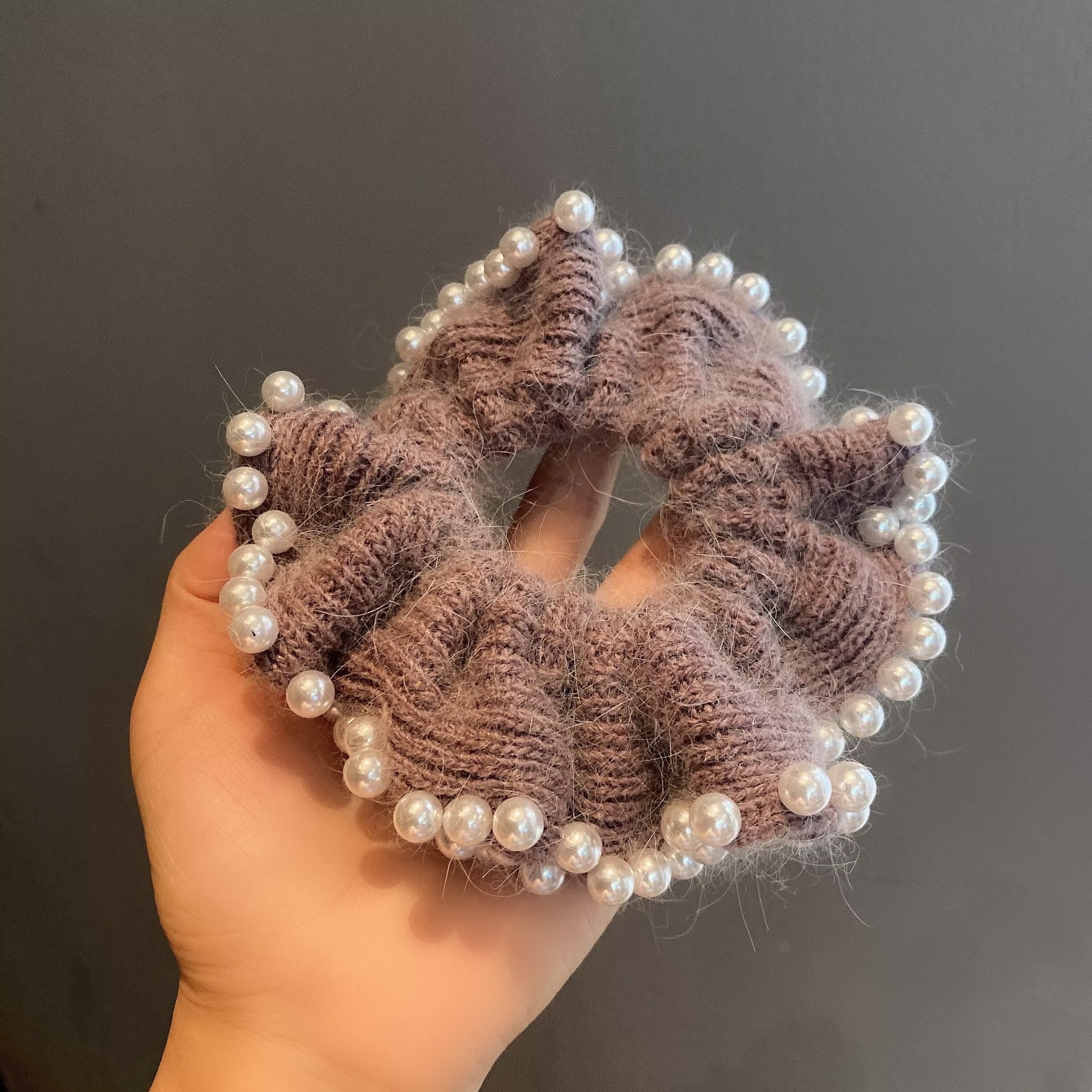 秋冬氛围感珍珠精致毛线肠圈女时尚轻奢后脑勺扎头绳气质新款发饰