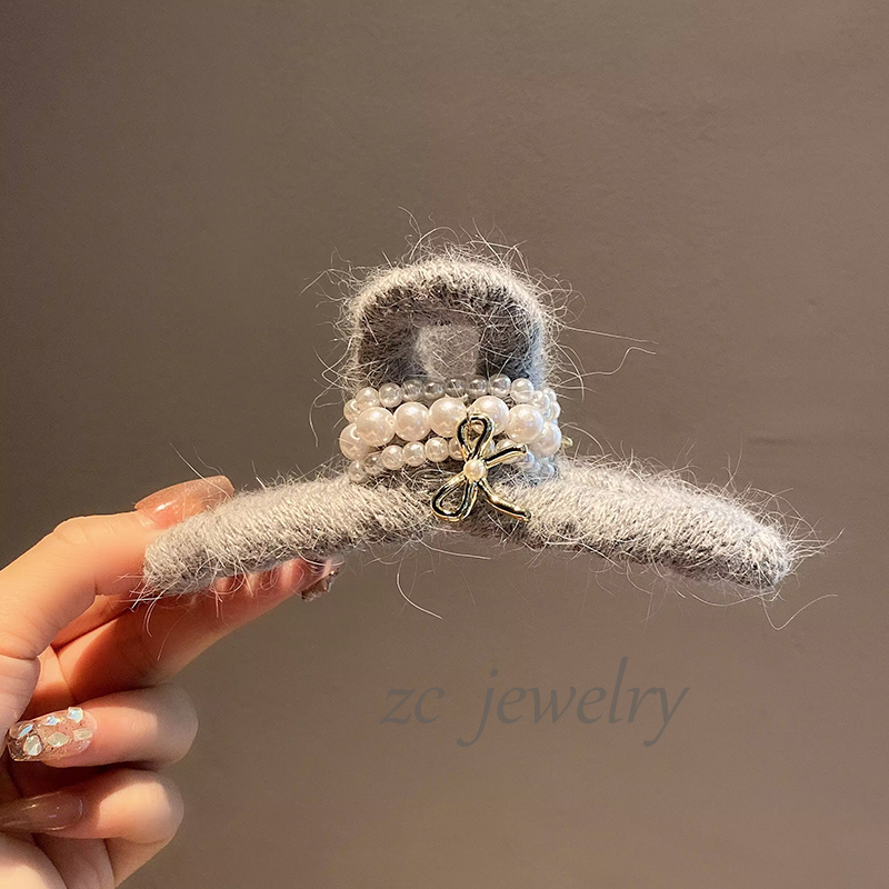 韩国东大门新款灰色毛线小香风珍珠抓夹时尚轻奢后脑勺盘发鲨鱼夹