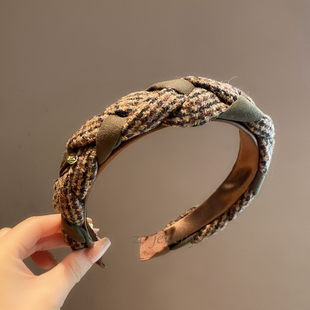 秋冬新款 气质高颅顶外出百搭发卡 绿色毛呢小香ins麻花发箍女时尚