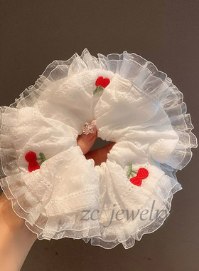 甜美白色蕾丝刺绣红色樱桃肠圈女高级感减龄丸子头扎头绳发饰发圈