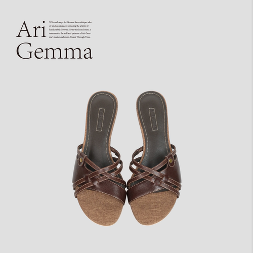 Ari Gemma｜画框·油蜡真皮交叉带增高坡跟质感一字拖凉鞋