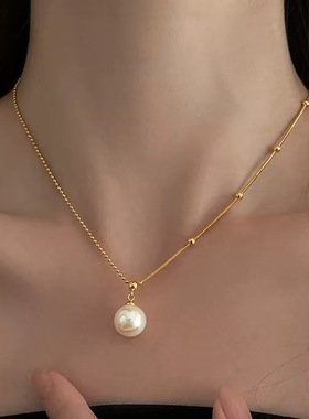 小香风高级感珍珠吊坠项链女电镀18K金简约锁骨链气质百搭脖颈链
