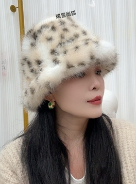 仿皮草豹纹渔夫帽围脖两件套毛绒帽子显脸小女冬季加厚毛茸护耳帽