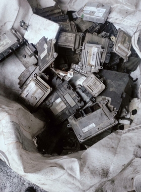 东风多利卡玉柴霸龙乘龙发动机电脑板电路板0281020316 EDC17CV54