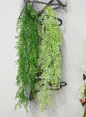 仿真迷你叶绿植壁挂吊兰花垂吊绿色植物蕨类墙壁管道吊顶装饰蕨叶