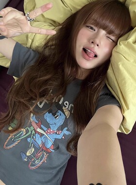 凡他姨【榛果冥想】甜辣可爱少女数码印花修身T恤正肩露脐短袖夏