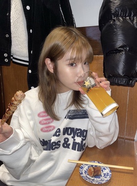 凡他姨【一起喝点吧】自制韩系小众慵懒浅灰色圆领卫衣加绒上衣女