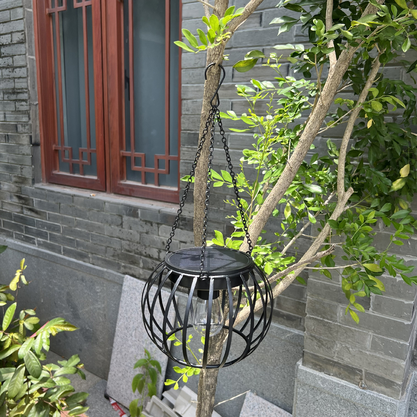 新款太阳能户外挂灯复古铁艺灯笼