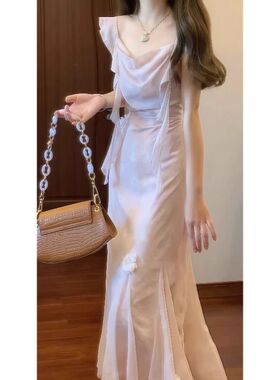 法式小飞袖吊带连衣裙子女夏季2025新款海边度假气质绝美收腰长裙