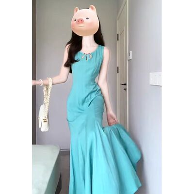 绿色镂空吊带显瘦连衣裙女夏