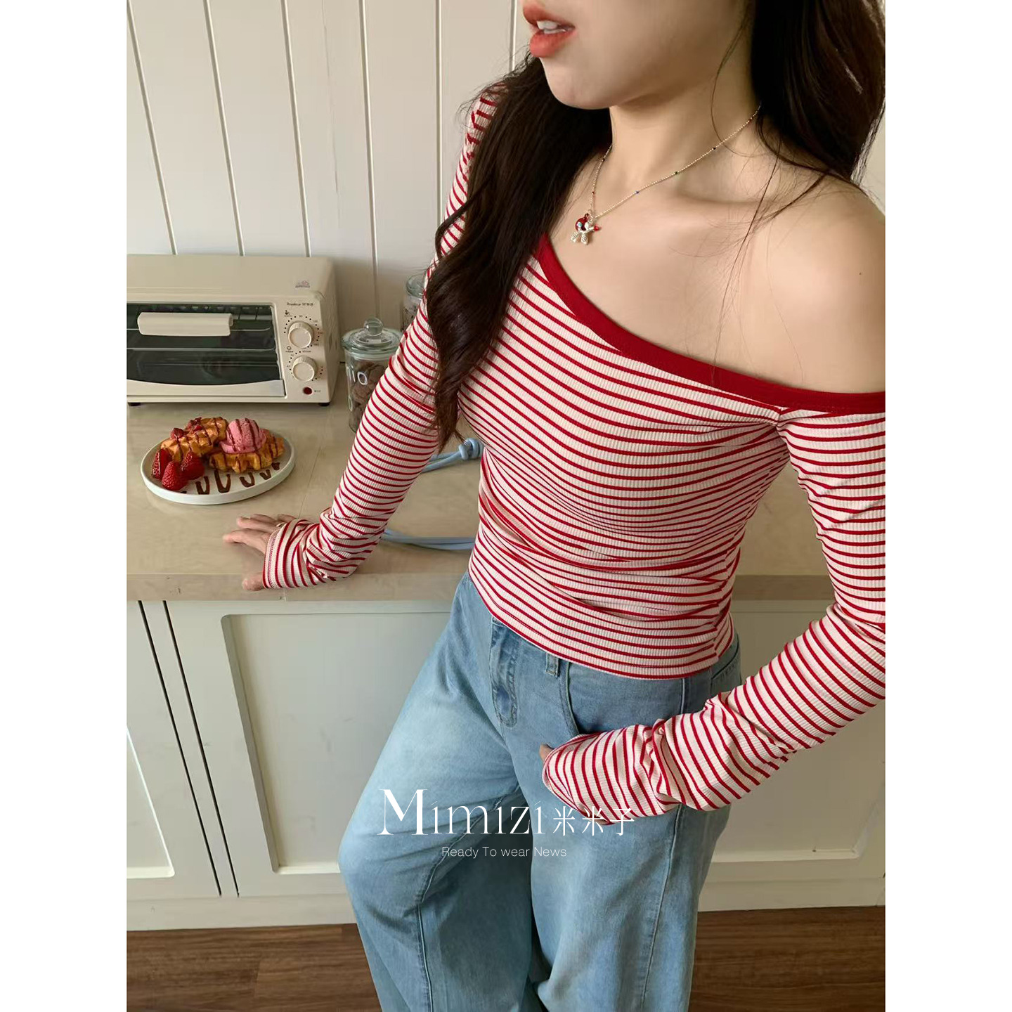 米米子微胖大码胖mm“甜莓可露丽”气质修身红白条纹斜肩上衣女秋